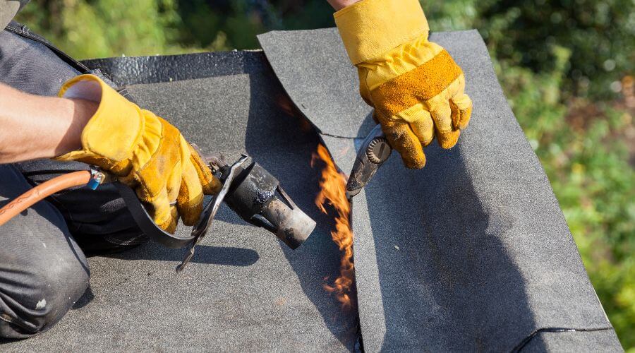 Professional New roof installation in Calumet City, IL